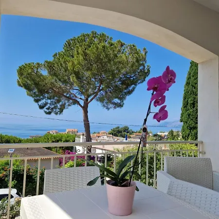 L'oasi Del Barone Apartment *