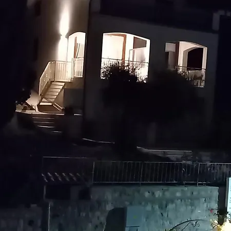 L'oasi Del Barone Apartment