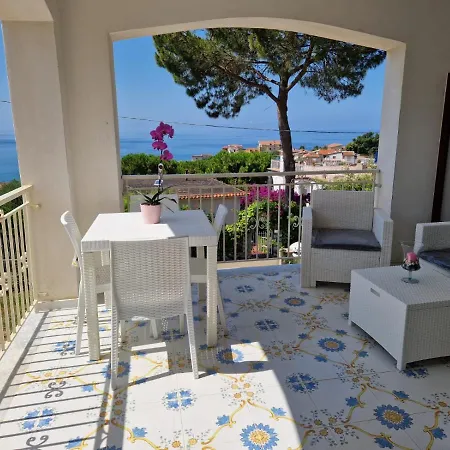 Apartment L'oasi Del Barone